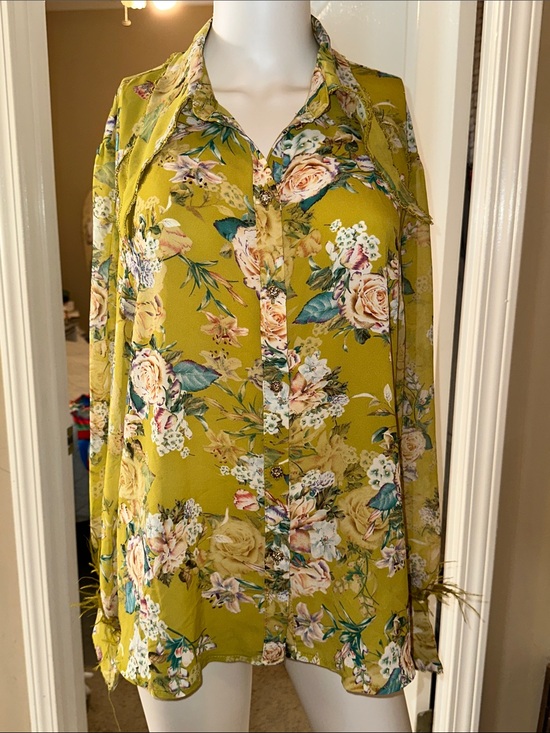POL Tops - POL Floral Button-Up Blouse in Chartreuse with Multi-Color Flowers